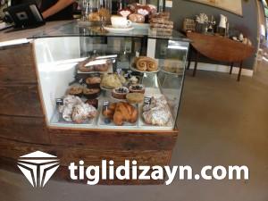 Ahşap pastane iç dekorasyon